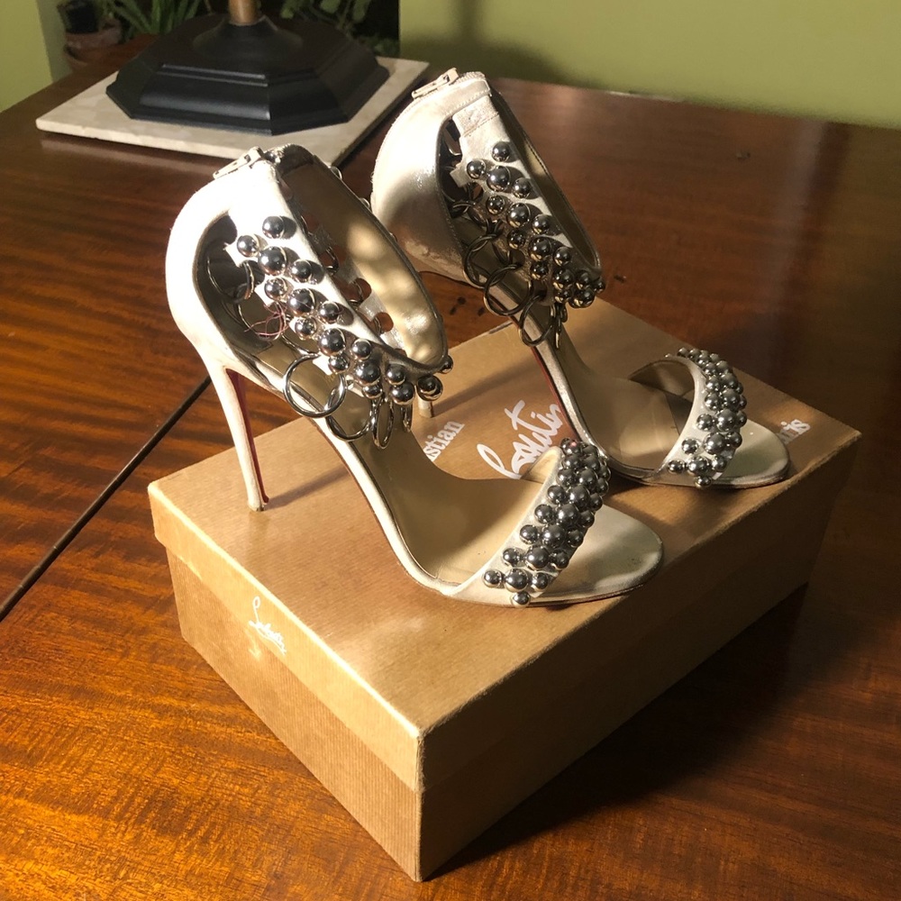 Christian Louboutin beige satin open toe Size 36.5